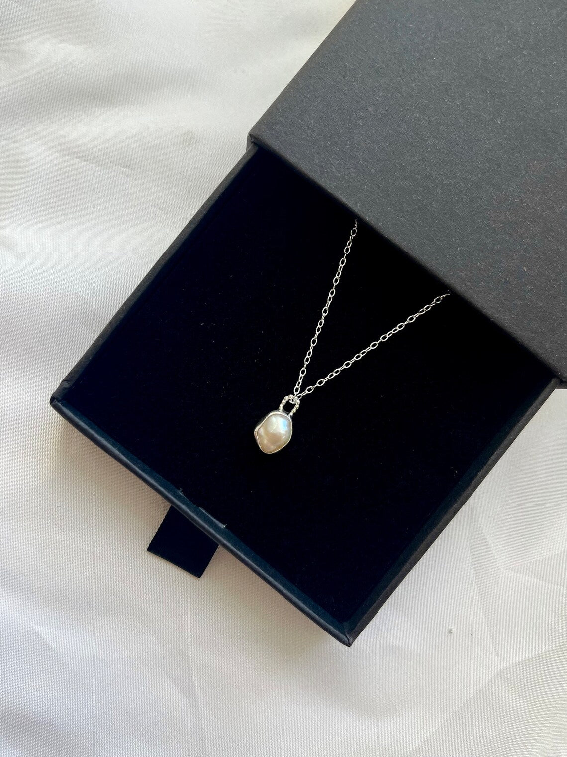 Keshi Pearl Necklace image 2